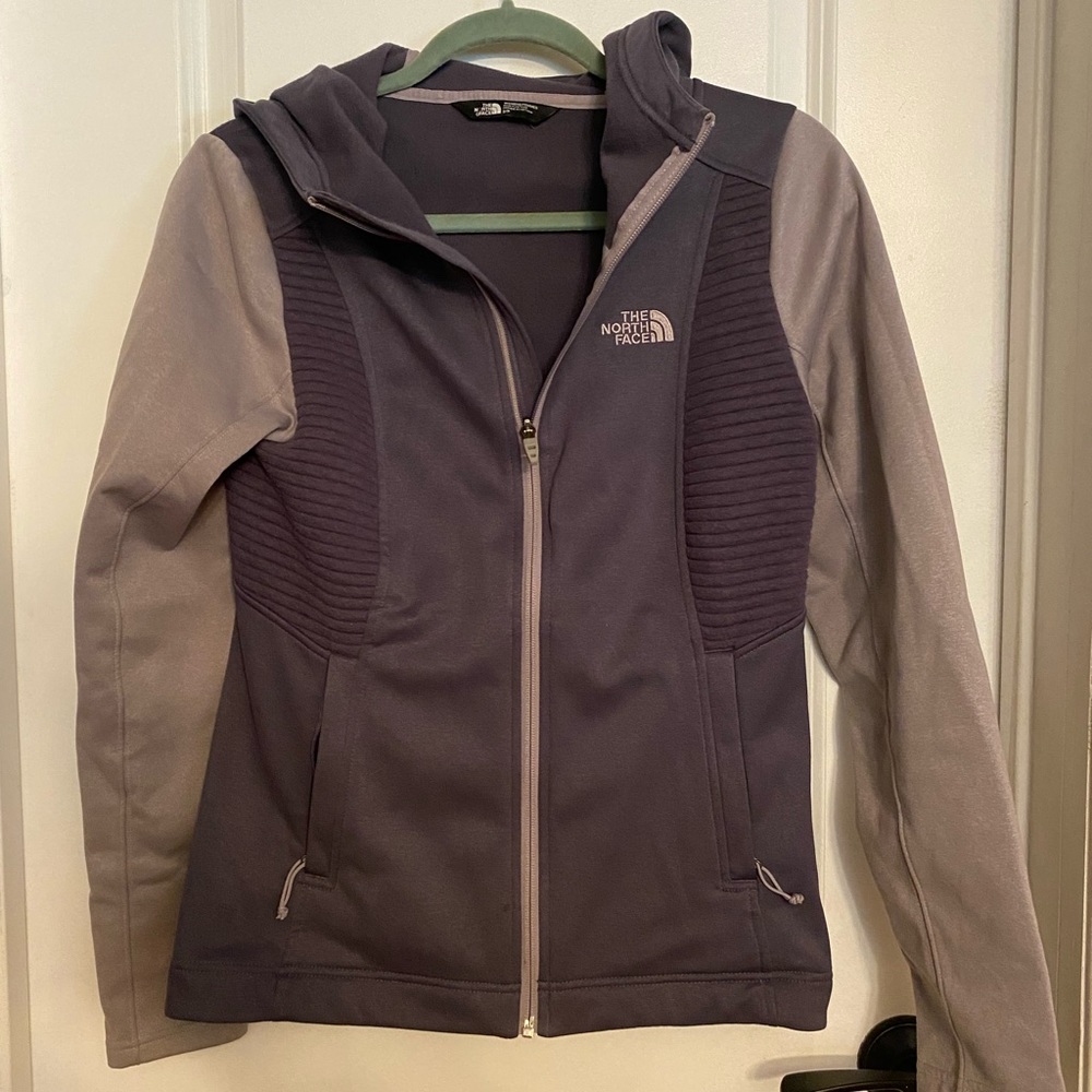 NorthFace womens zip up hoodie